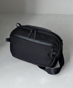 AER（艾尔） Day Sling 4 Max 6L 腰包 / 男士 的另一种观点