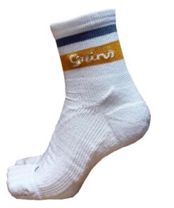 Alternative view of 足袋袜 中筒 加厚款“既能锻炼又能保护的足袋袜 中筒 日本制造” 防滑设计 篮球 护踝 支撑袜 足弓 扁平足 高脚背 日本制造 理疗袜 足弓支撑 不易疲劳 儿童 黑色 白色 足袋袜 女款 男款