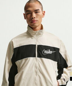 最高立减10%优惠券 耐克 男士 Windful Zip Club LTWT CTB 全拉链夹克 IF0767 运动服 NIKE