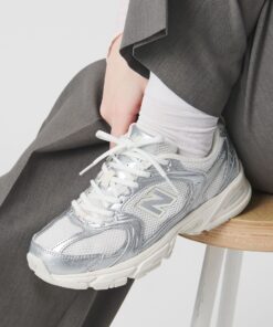 BEAUTY&YOUTH UNITED ARROWS U530 金属色运动鞋 BEAUTY&YOUTH UNITED ARROWS 鞋类 运动鞋 银色 金色